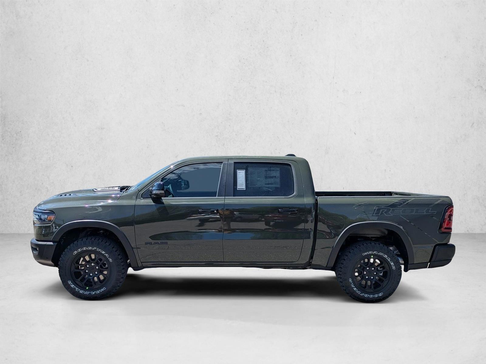 Thumbnail: 2026 RAM 1500 - 2