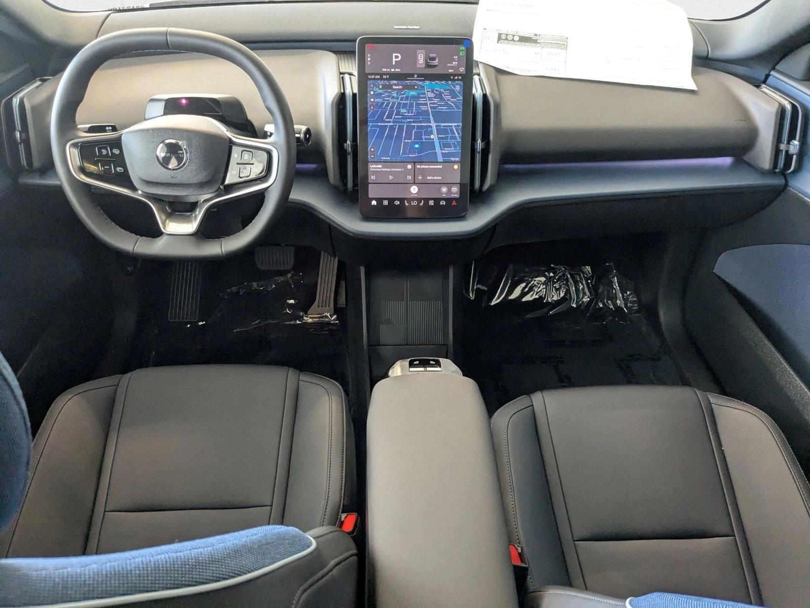 Thumbnail: 2025 Volvo EX30 - 4