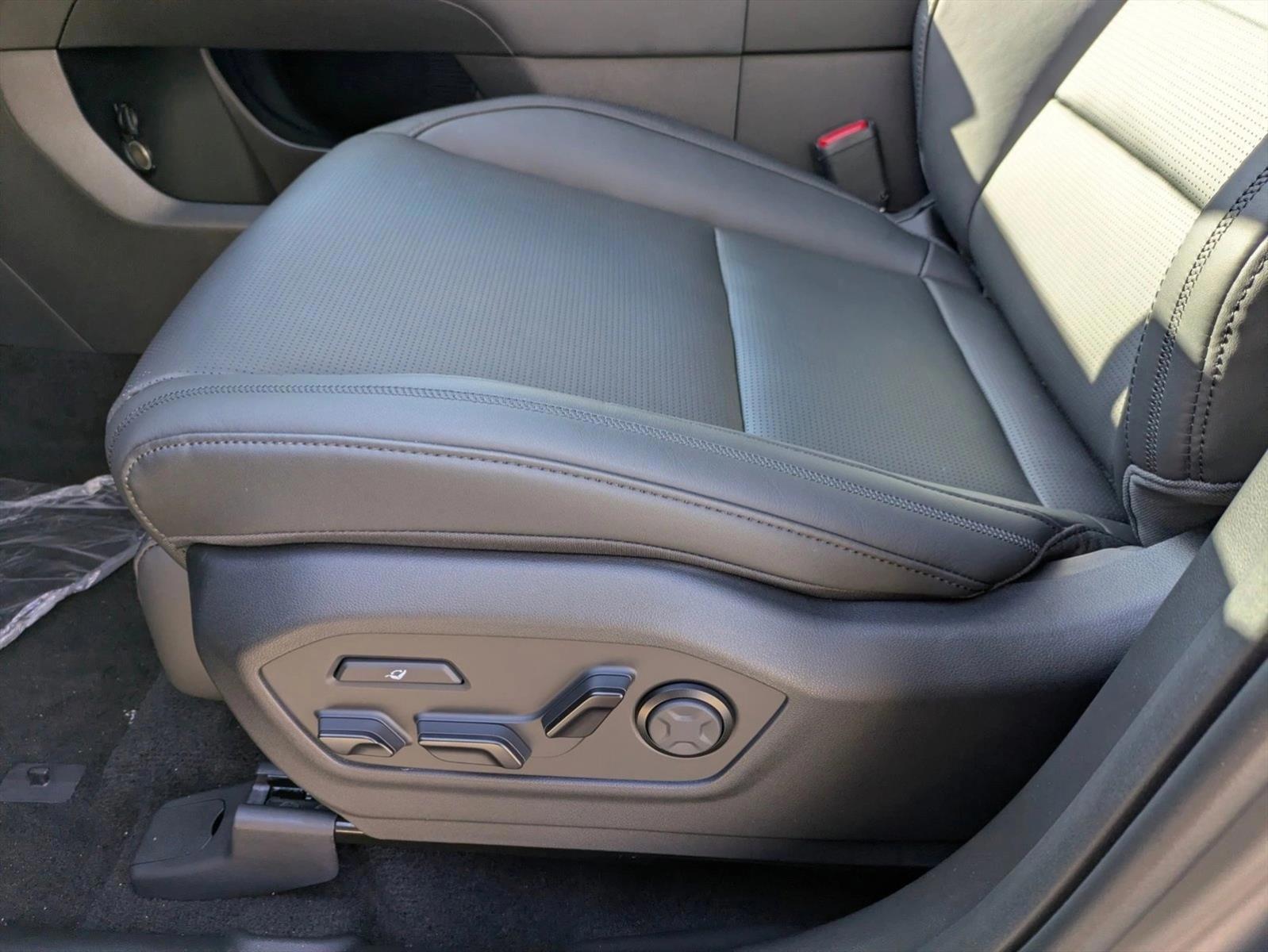 Thumbnail: 2026 Hyundai Santa Fe - 3