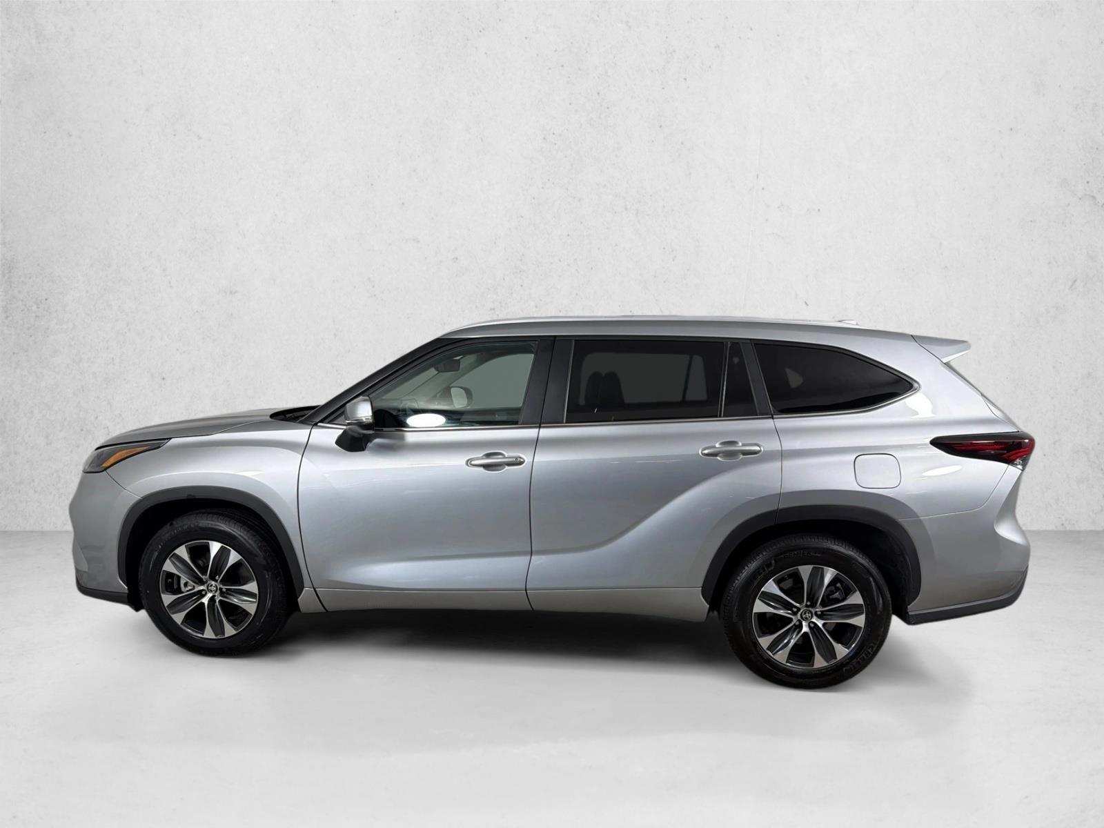 Thumbnail: 2025 Toyota Highlander - 2