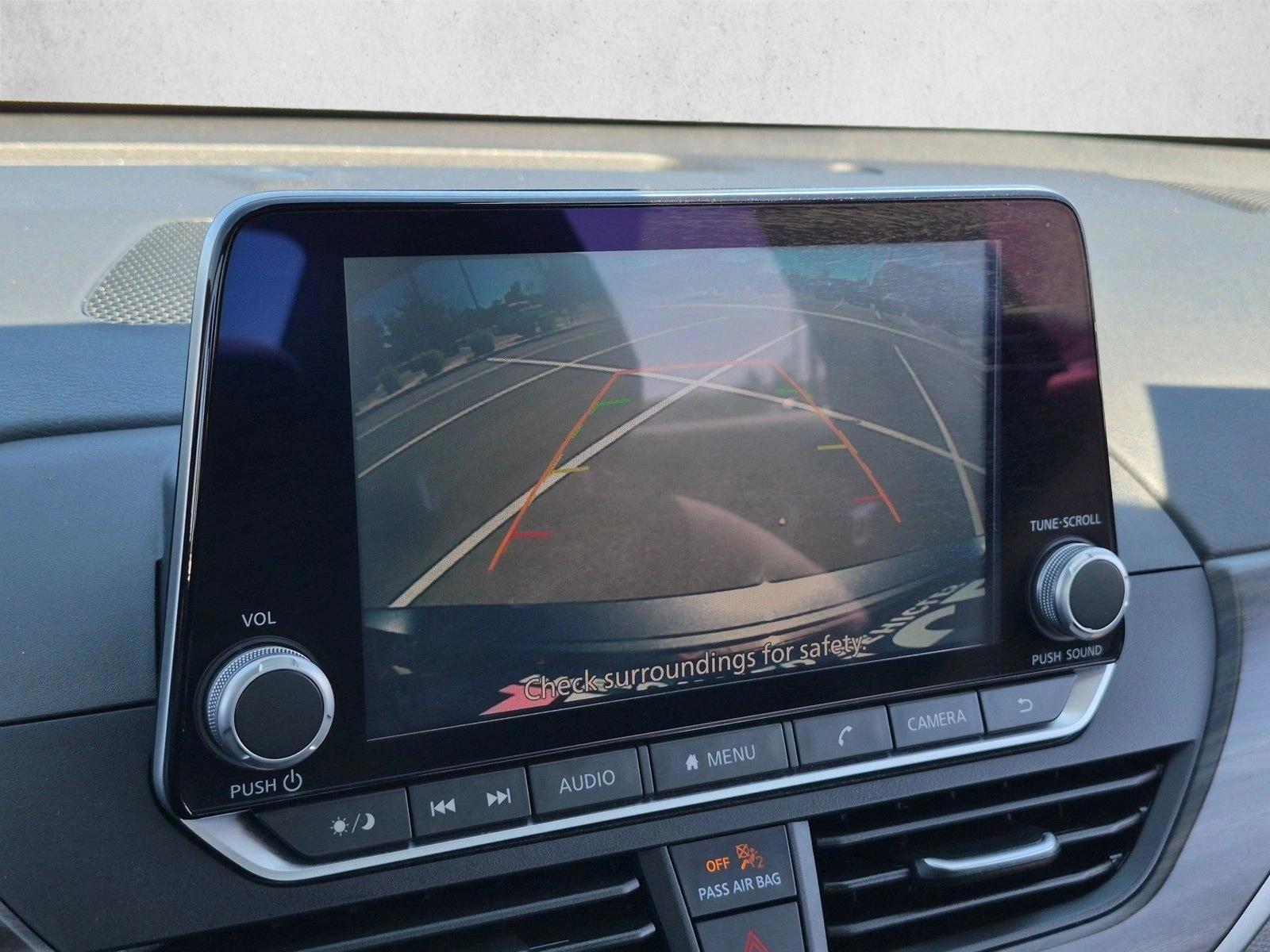2025 Nissan Altima SV - Photo 18