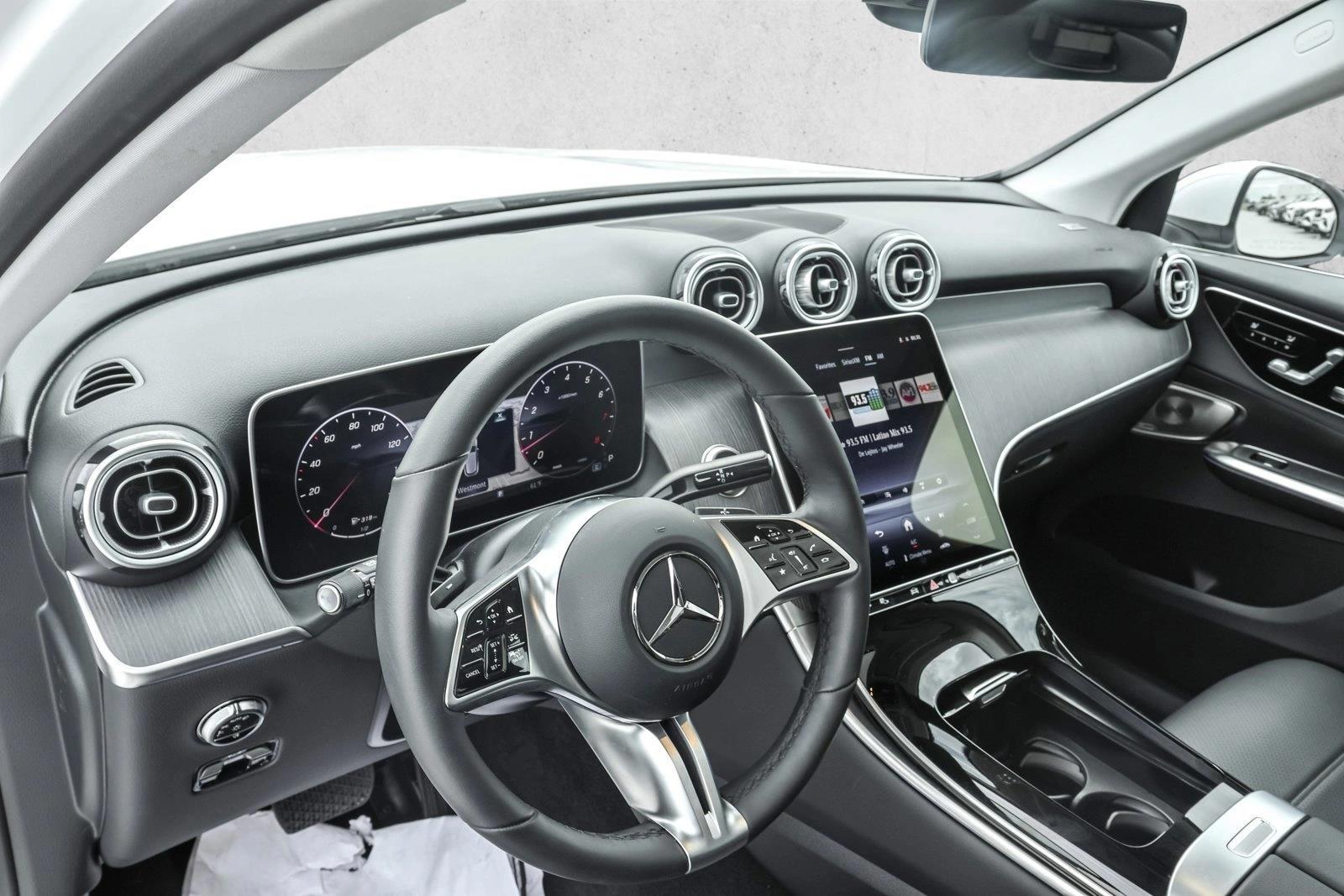 Thumbnail: 2026 Mercedes-Benz GLC - 3