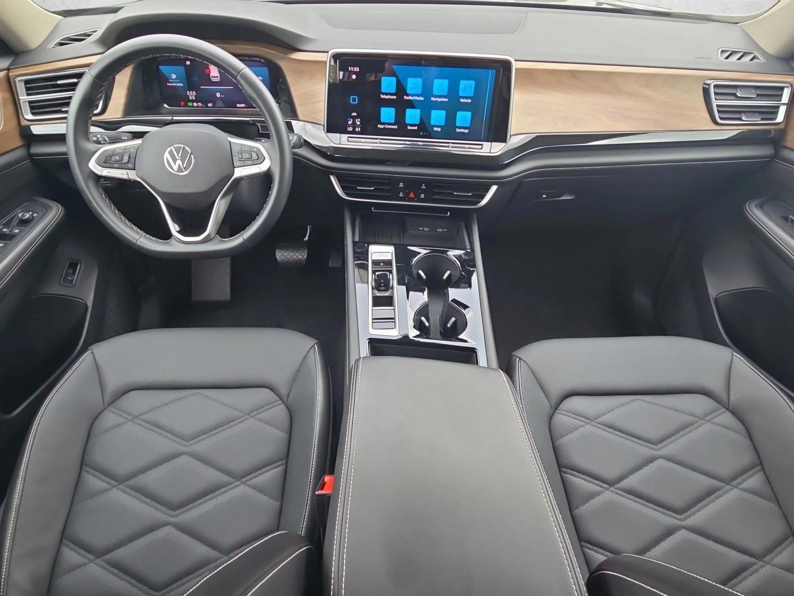 Thumbnail: 2025 Volkswagen Atlas - 4