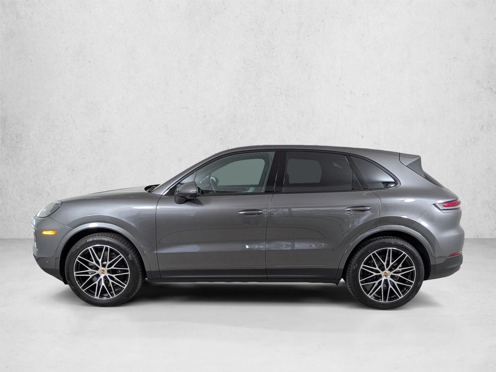 Thumbnail: 2025 Porsche Cayenne - 2