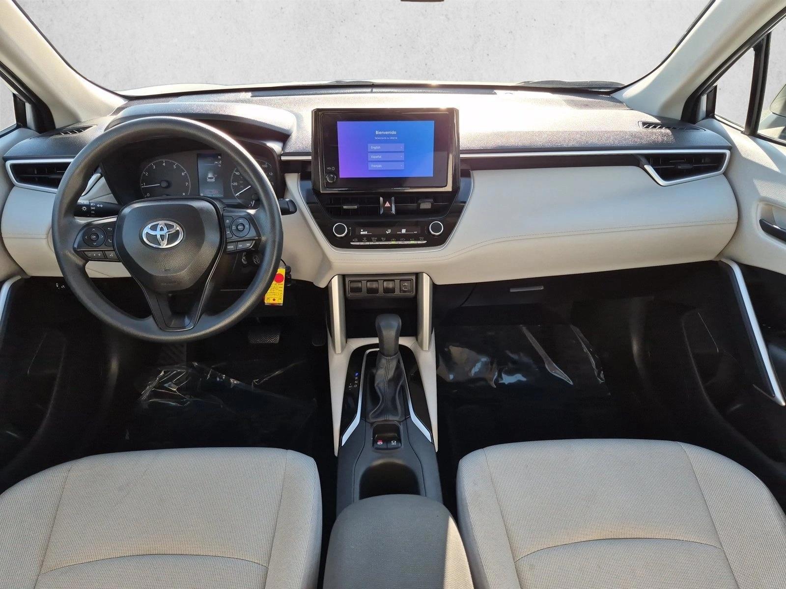 Thumbnail: 2025 Toyota Corolla Cross - 3