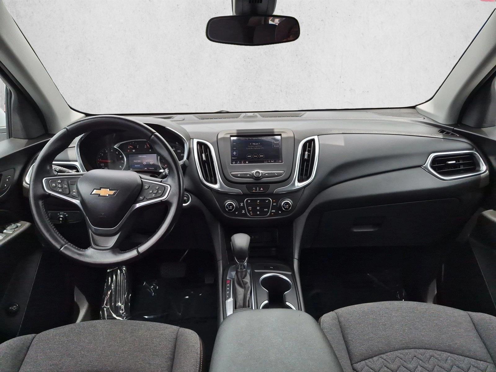 Thumbnail: 2022 Chevrolet Equinox - 3