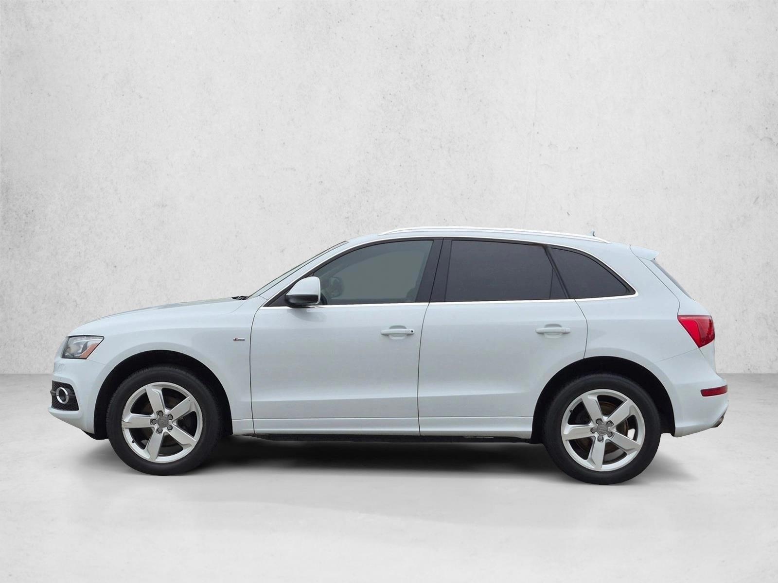 Thumbnail: 2012 Audi Q5 - 2