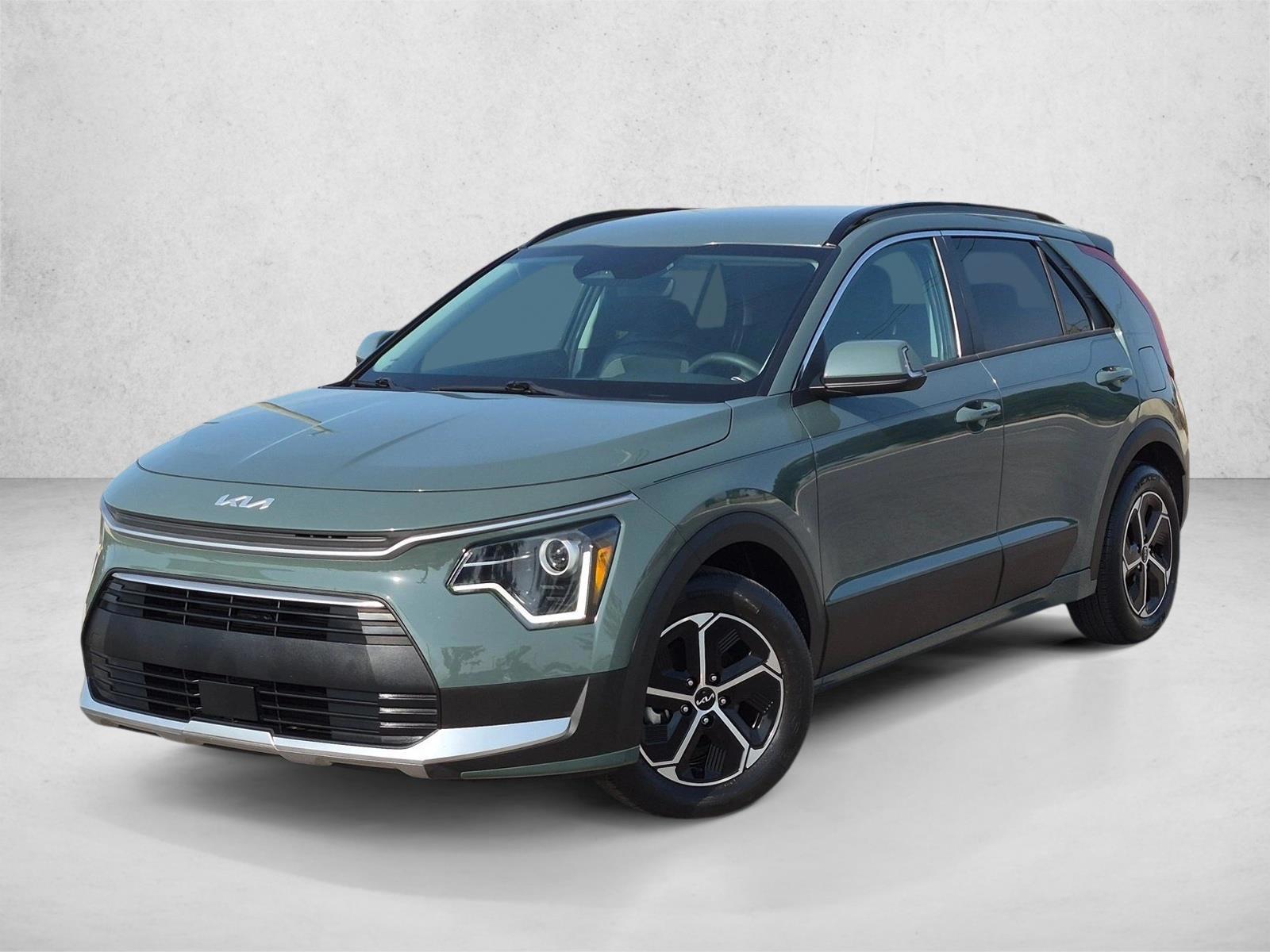 Thumbnail: 2023 Kia Niro - 1