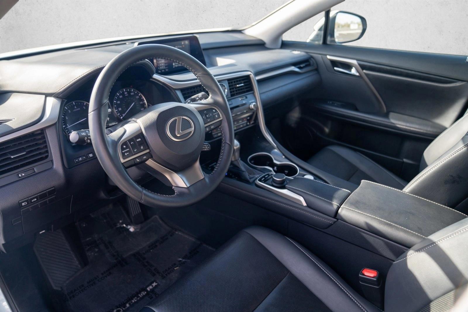 Thumbnail: 2018 Lexus RX - 3