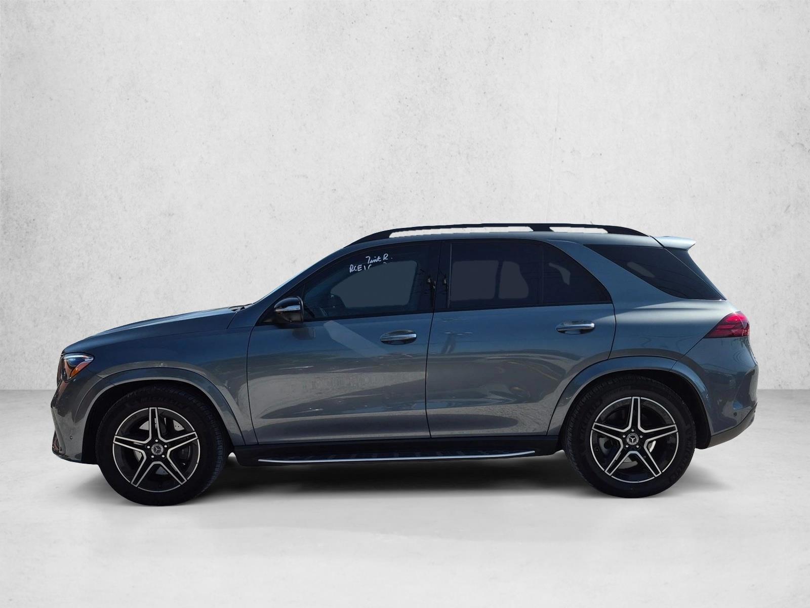 Thumbnail: 2026 Mercedes-Benz GLE - 2