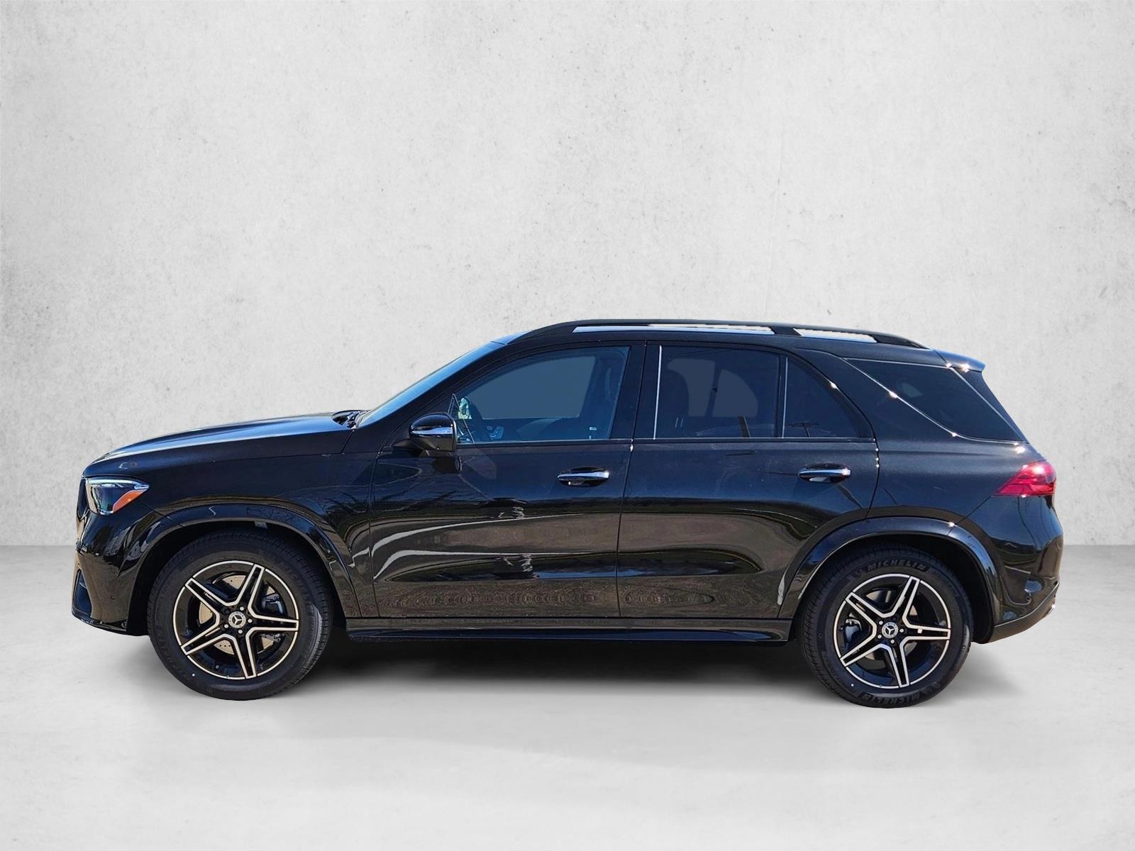 Thumbnail: 2026 Mercedes-Benz GLE - 2