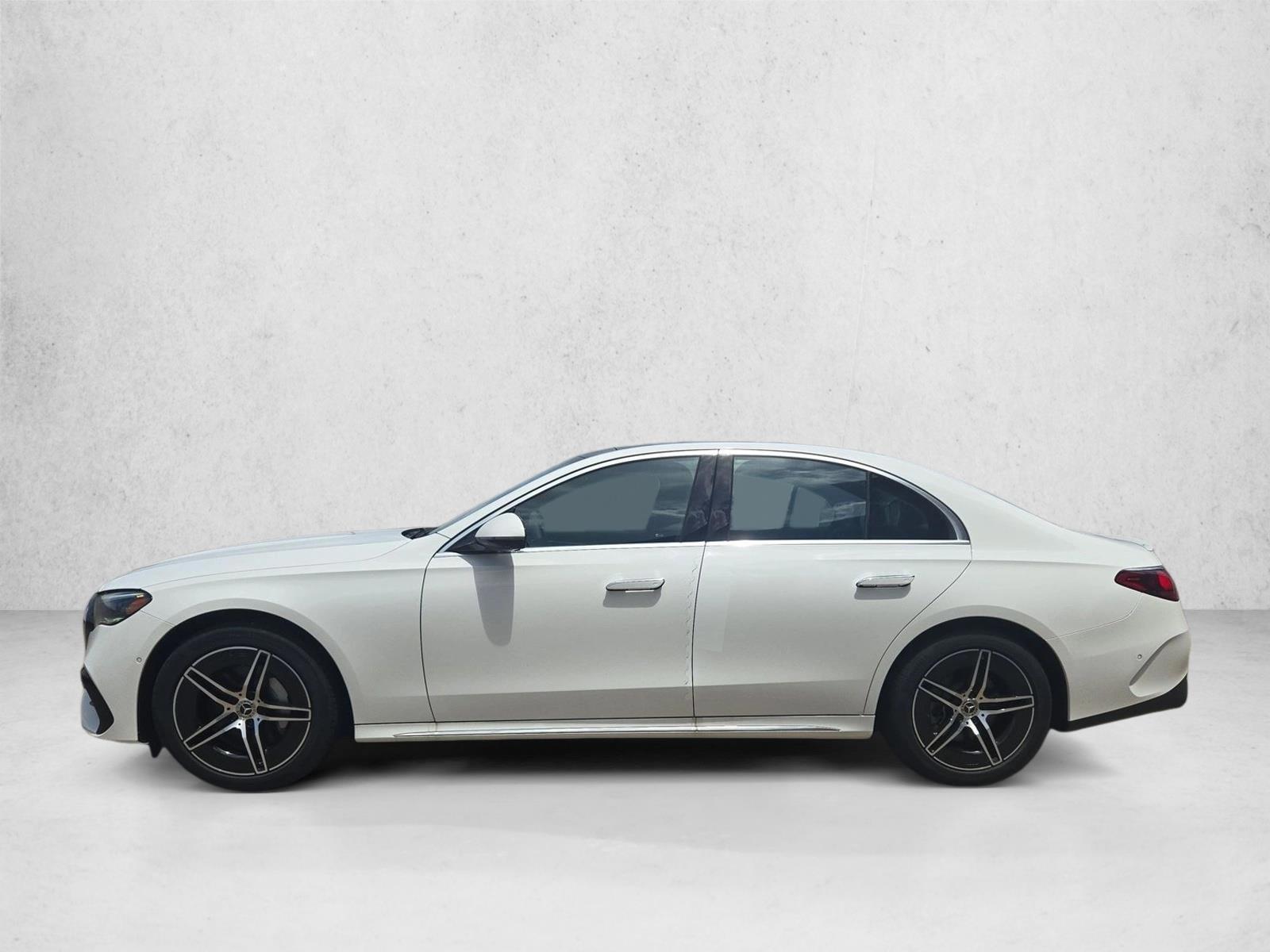 Thumbnail: 2026 Mercedes-Benz E-Class - 2