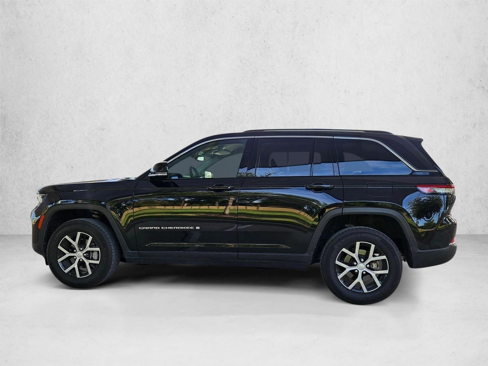 Thumbnail: 2023 Jeep Grand Cherokee - 2