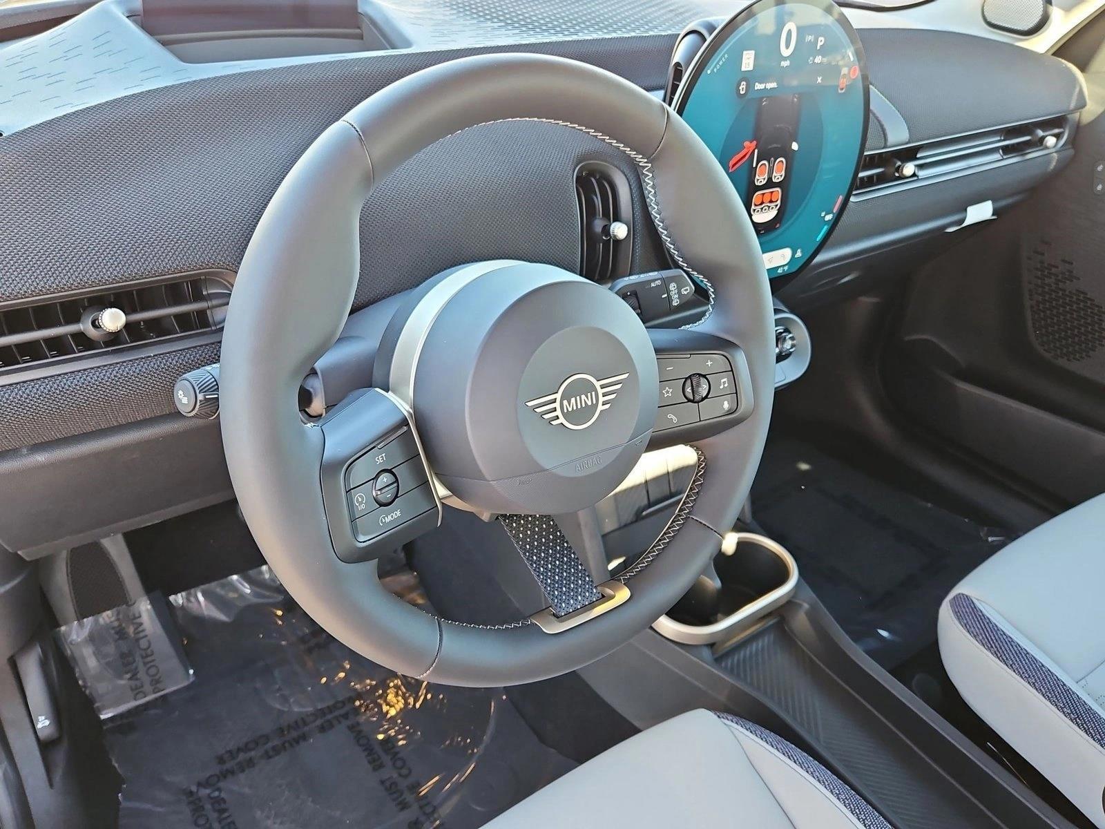 Thumbnail: 2026 MINI Cooper Hardtop - 3