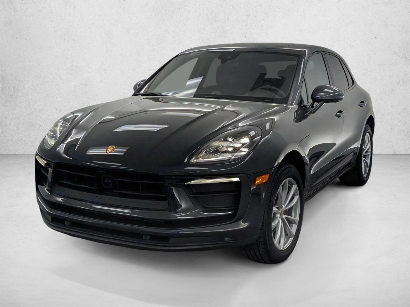 Thumbnail: 2026 Porsche Macan - 1