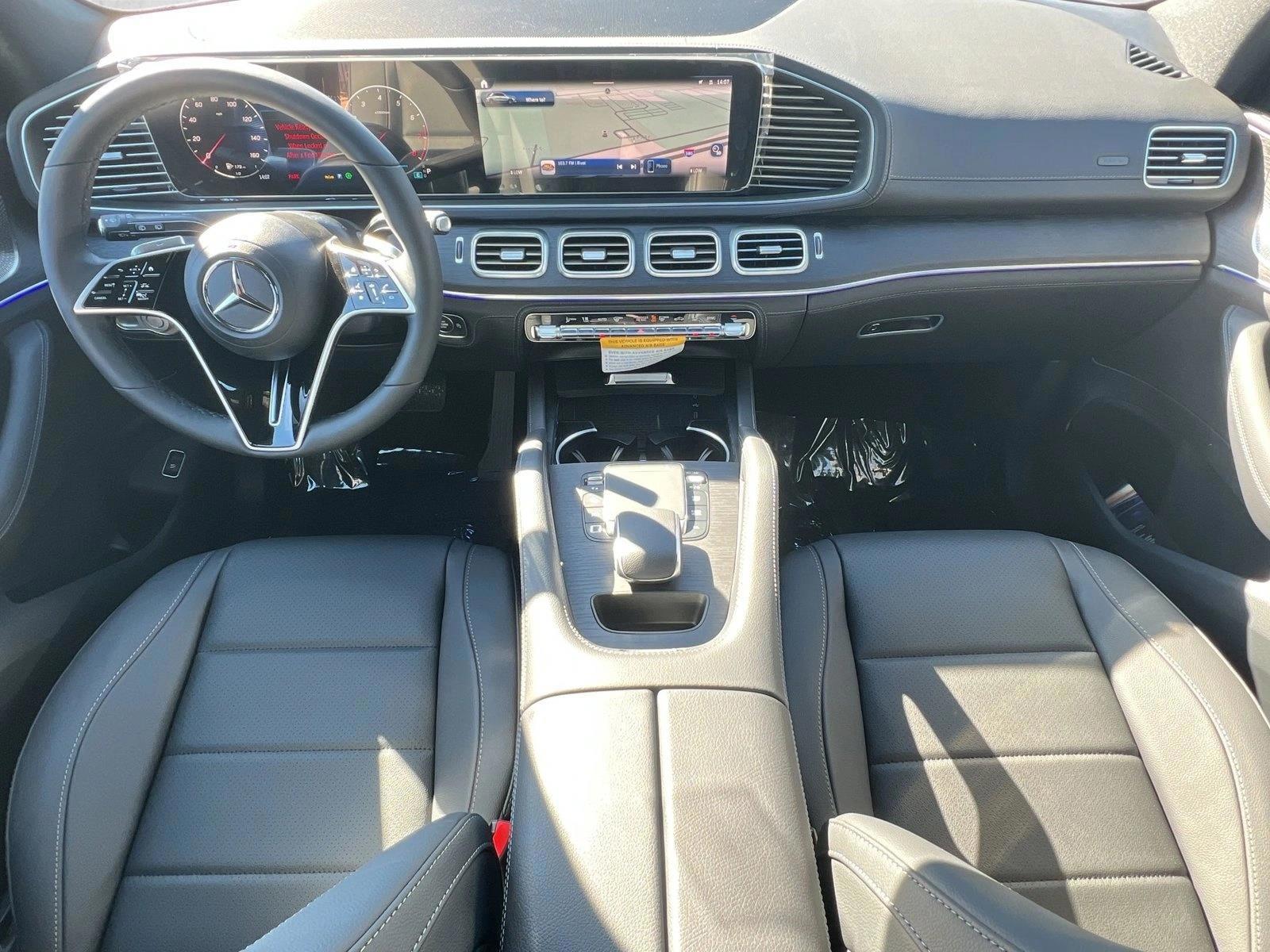 Thumbnail: 2026 Mercedes-Benz GLE - 3