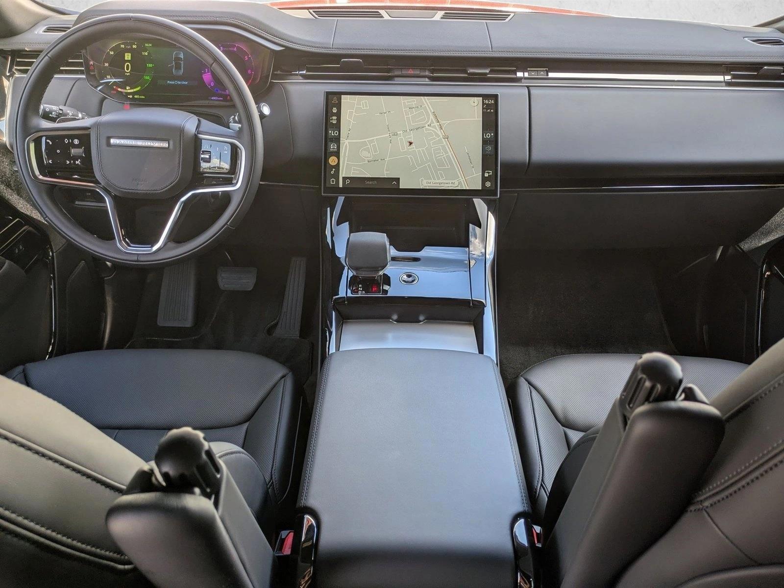 Thumbnail: 2026 Land Rover Range Rover Sport - 3