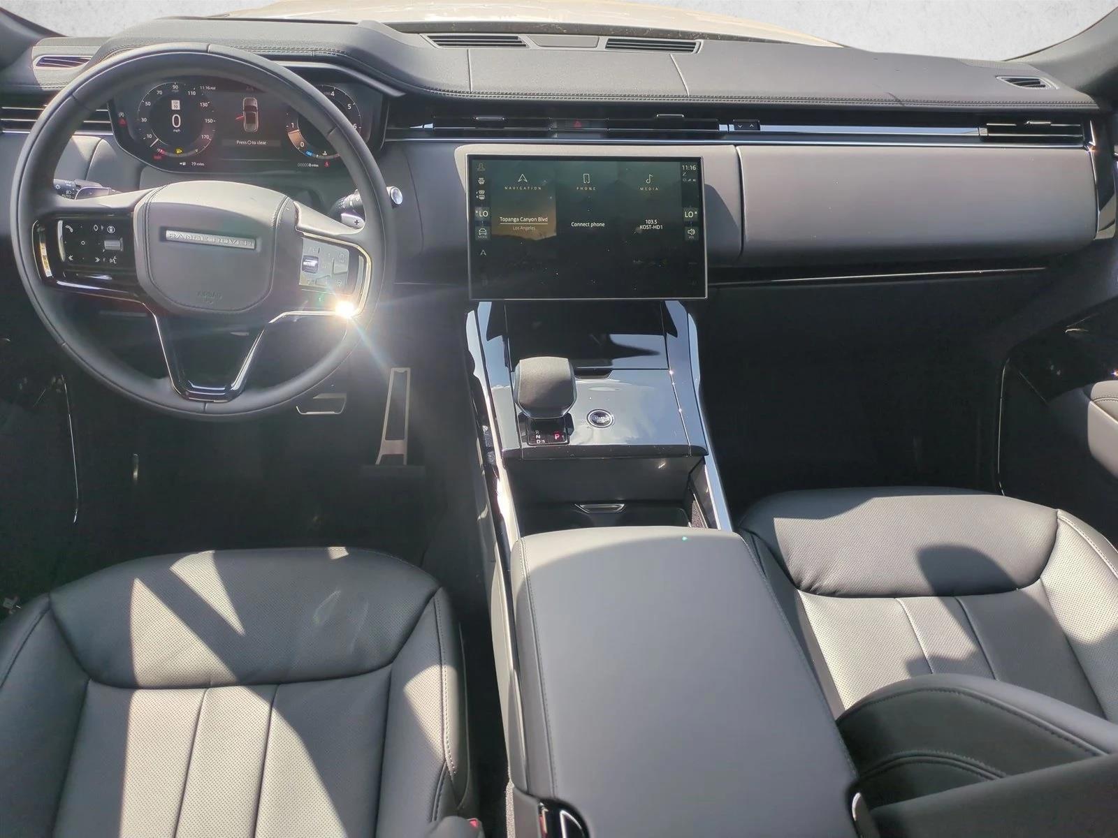 Thumbnail: 2027 Land Rover Range Rover Sport - 4