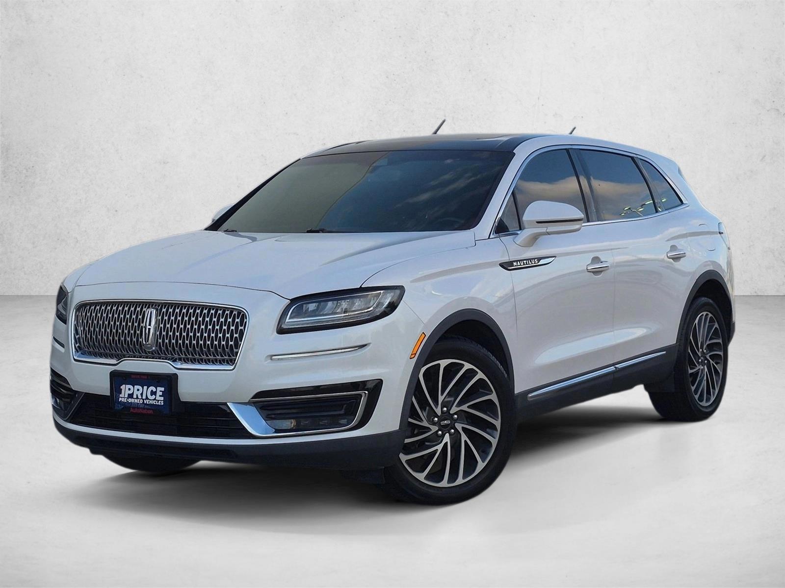 Thumbnail: 2019 Lincoln Nautilus - 1