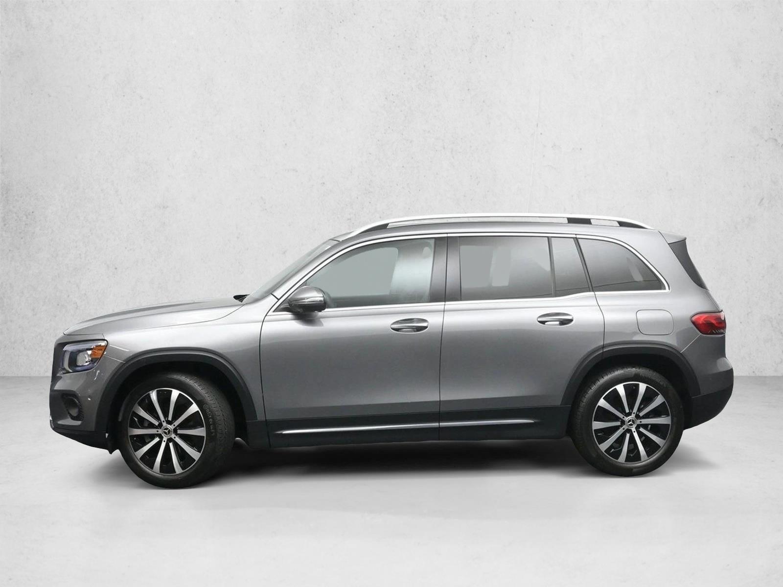 Thumbnail: 2021 Mercedes-Benz GLB - 2