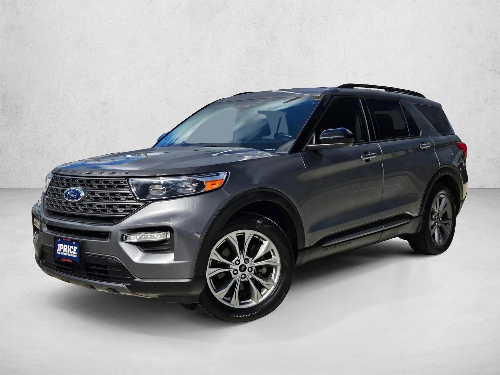 2022 Ford Explorer XLT RWD's photo