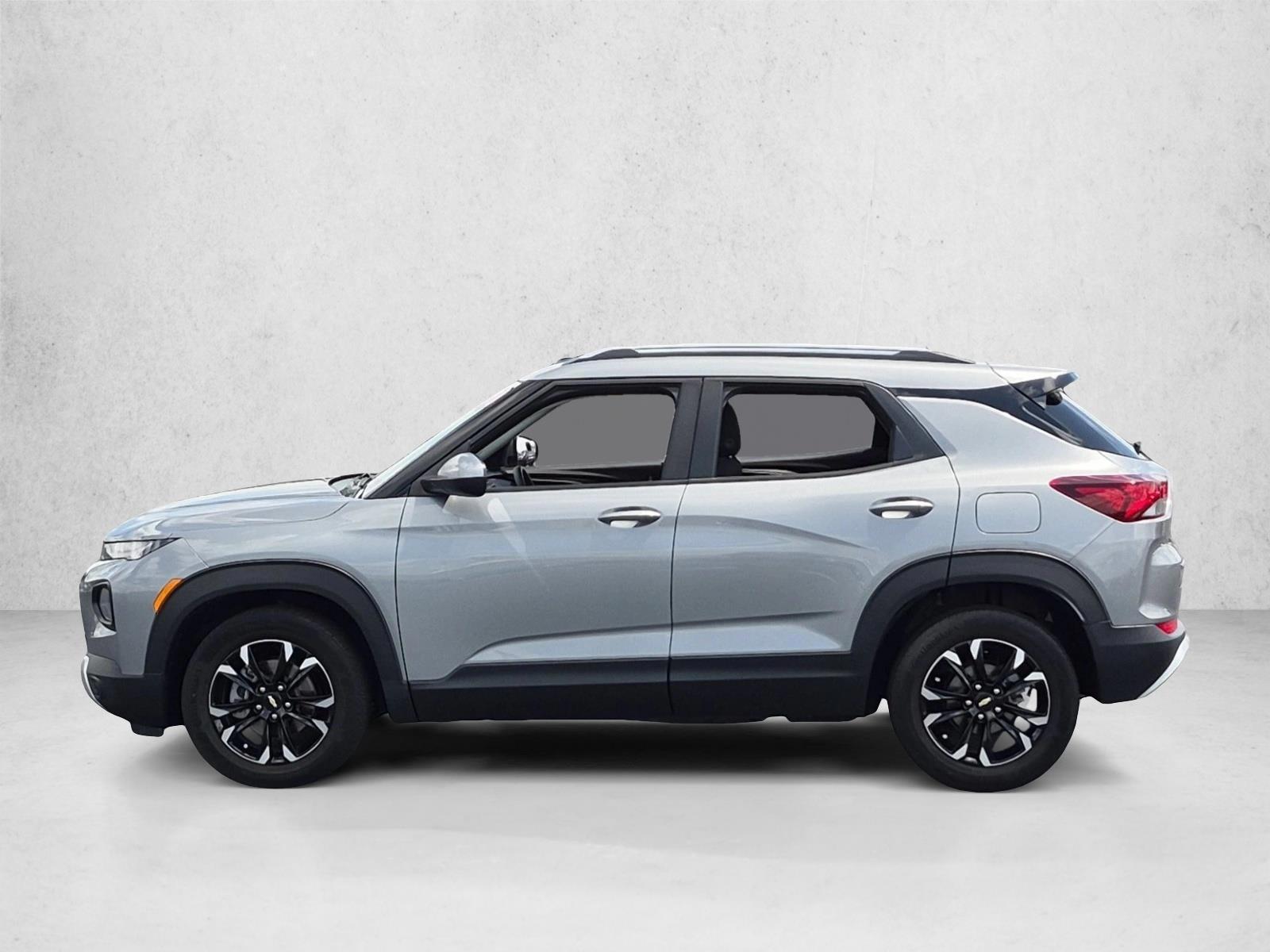 Thumbnail: 2023 Chevrolet TrailBlazer - 2