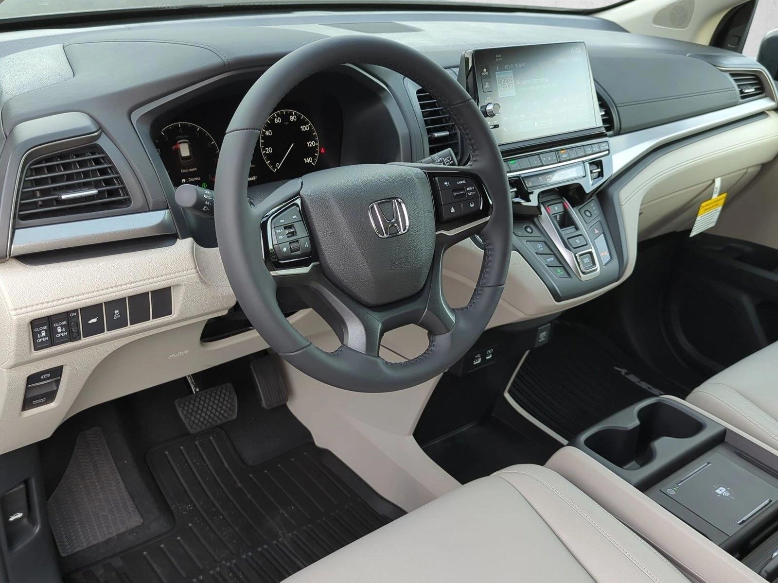 Thumbnail: 2026 Honda Odyssey - 3
