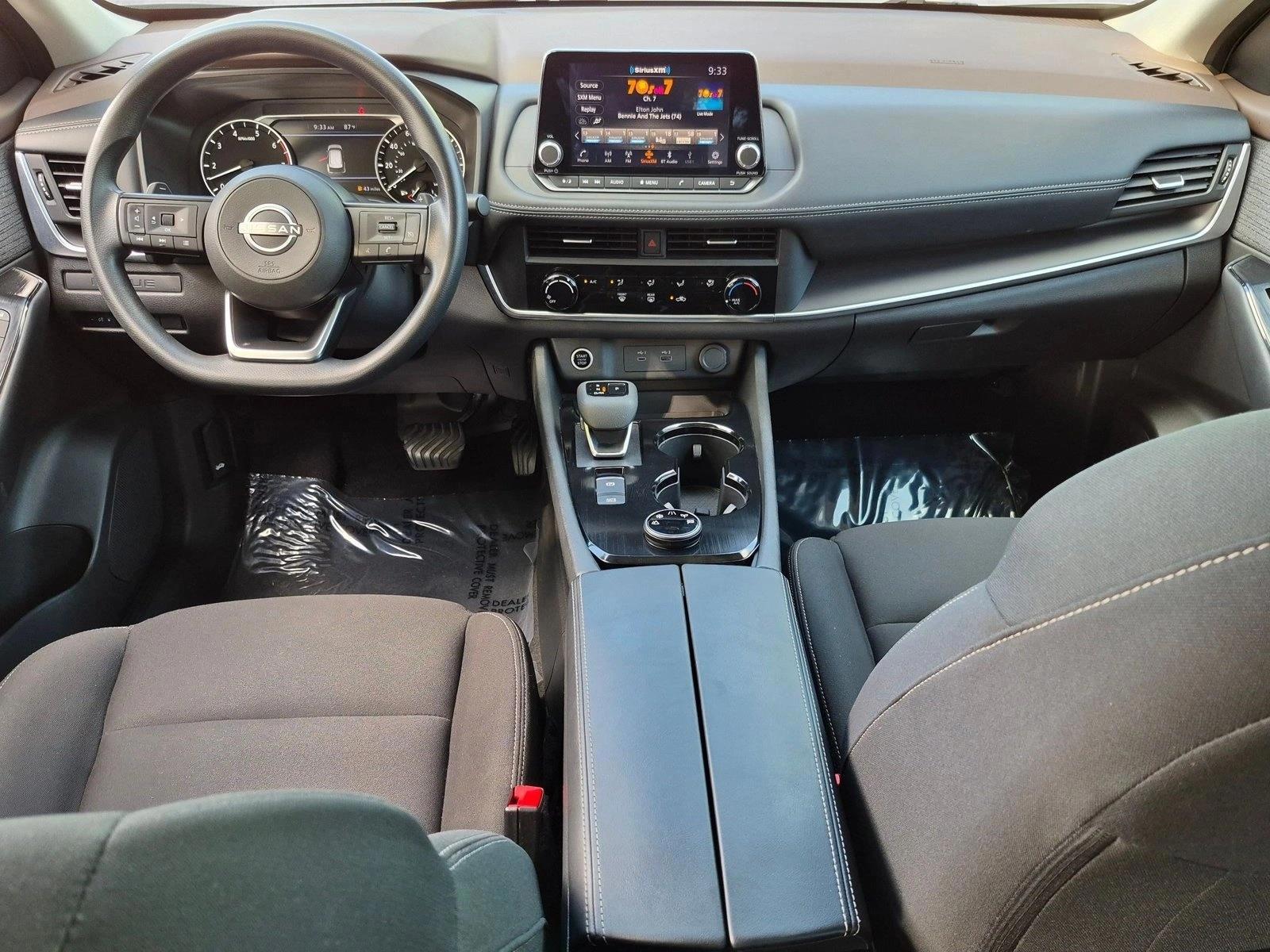 Thumbnail: 2023 Nissan Rogue - 4
