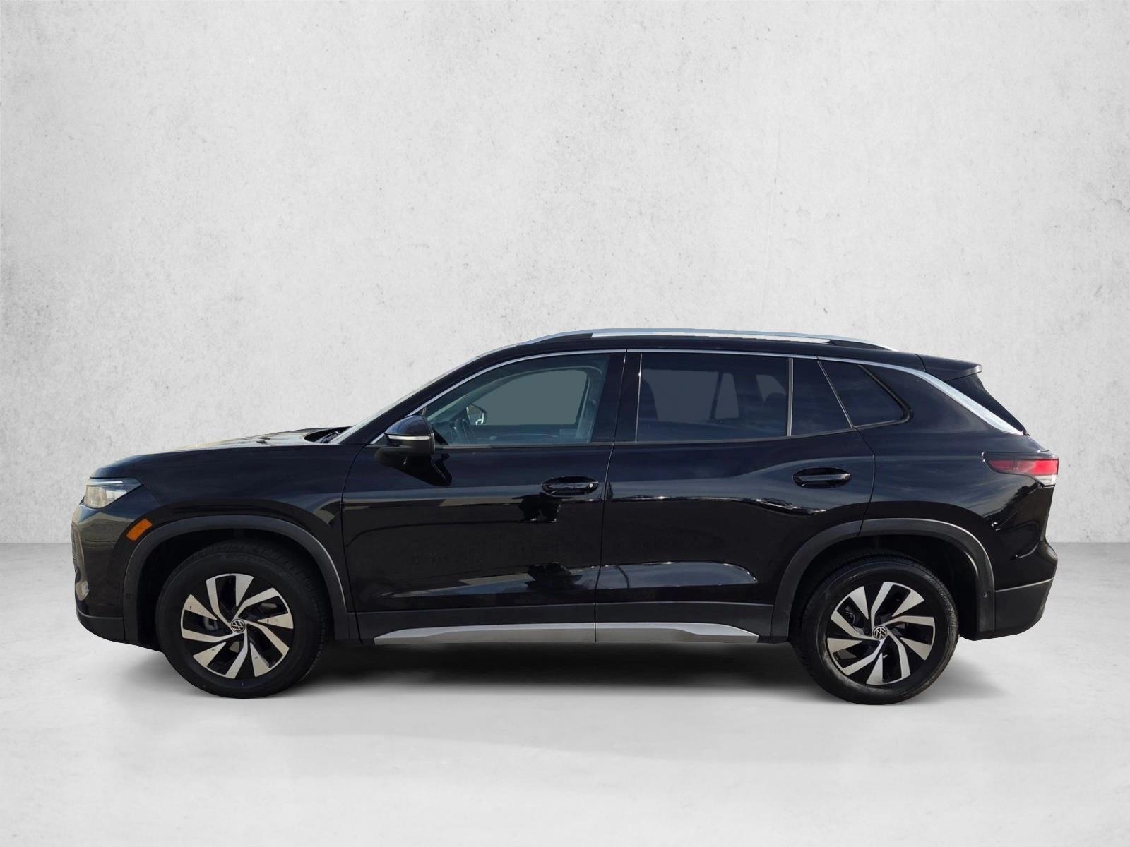 Thumbnail: 2025 Volkswagen Tiguan - 2