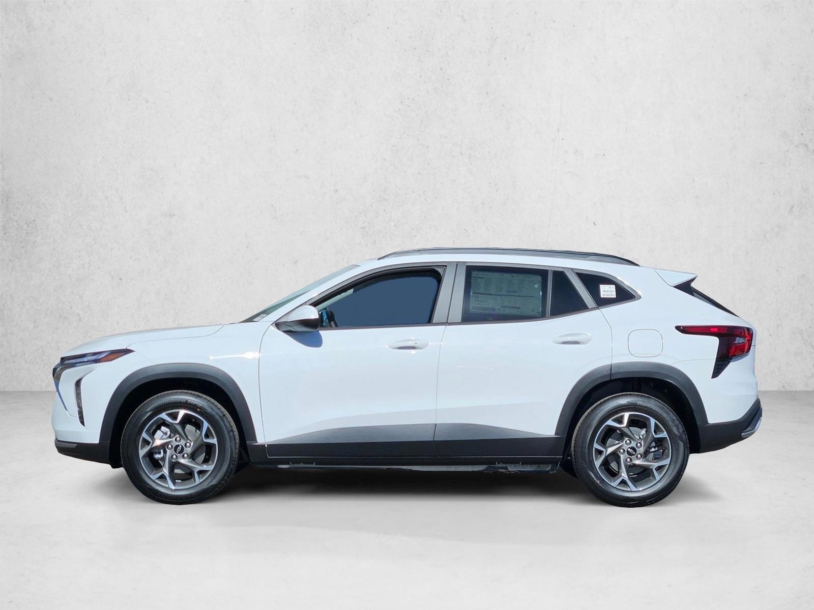 Thumbnail: 2026 Chevrolet Trax - 2