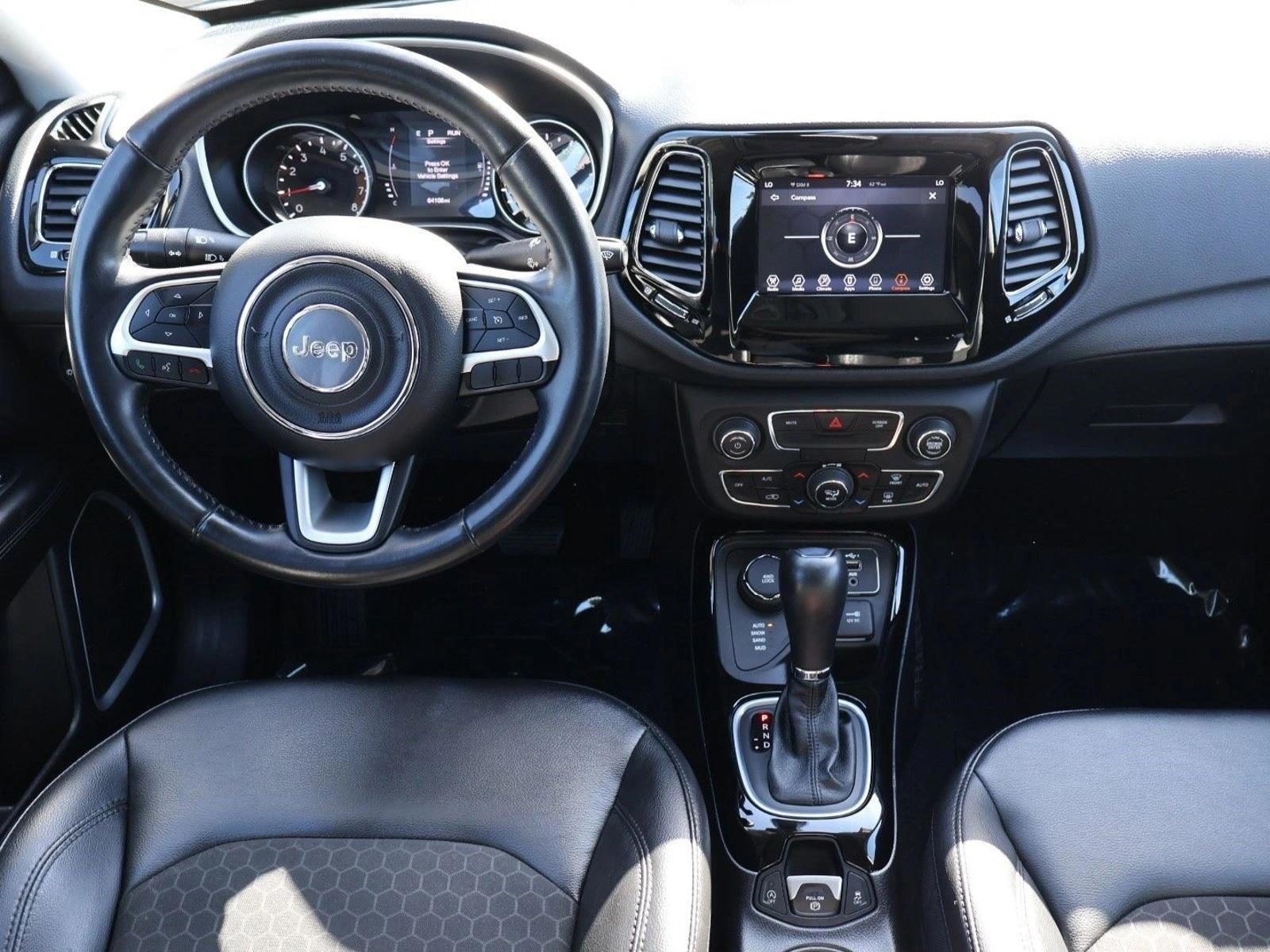 Thumbnail: 2020 Jeep Compass - 3