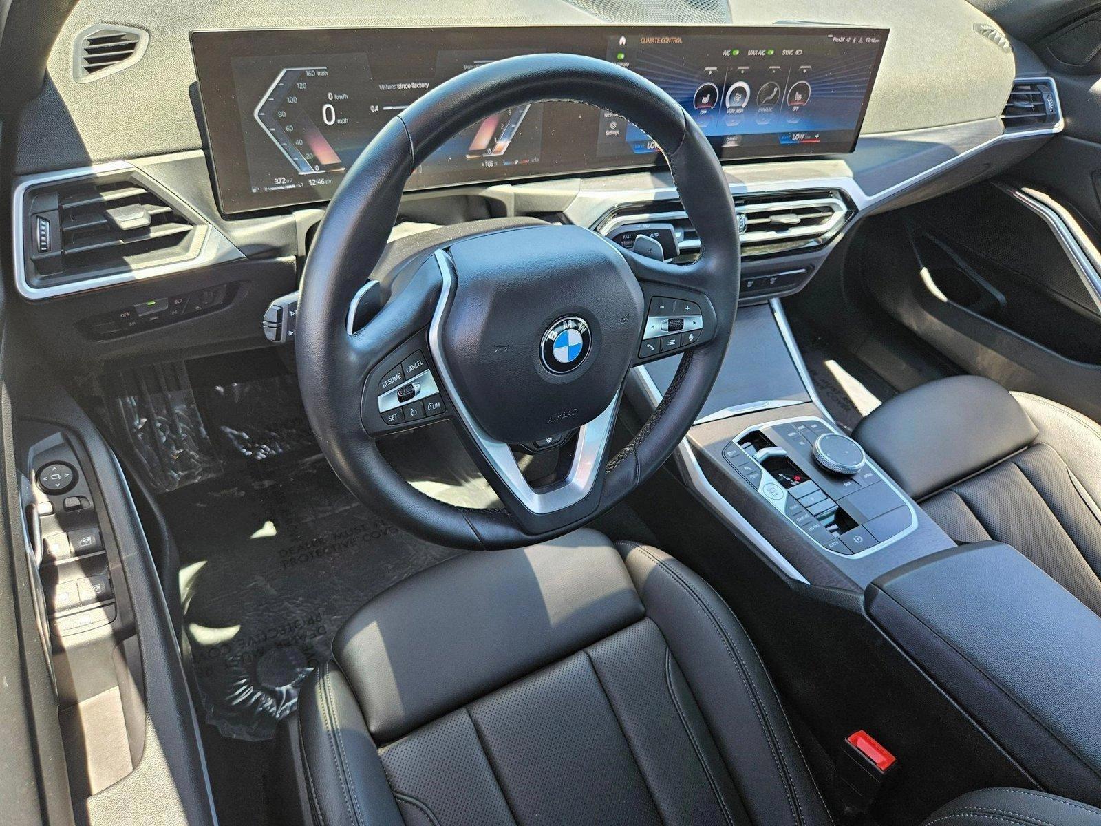 Thumbnail: 2024 BMW 3 Series - 3