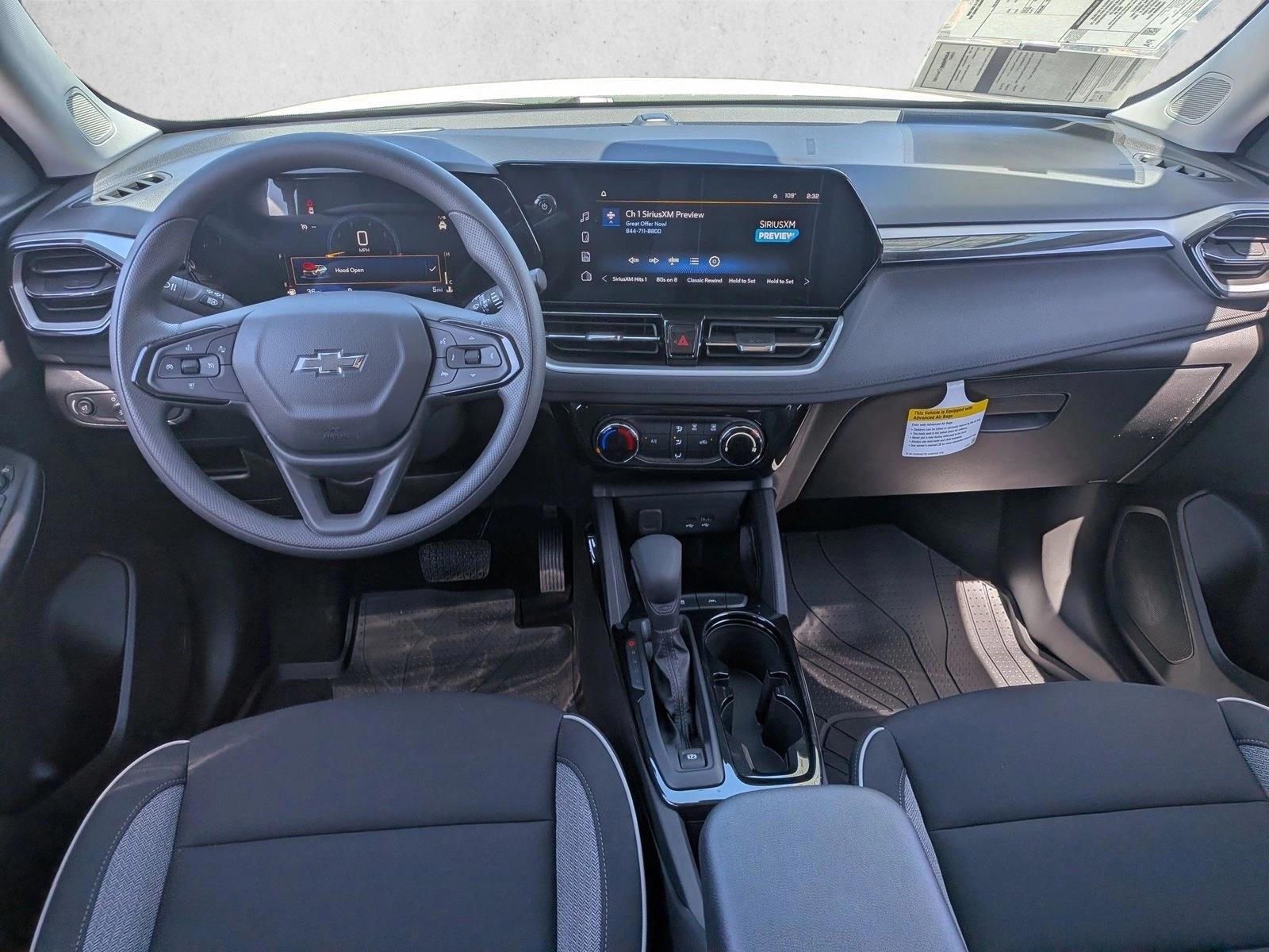 Thumbnail: 2026 Chevrolet TrailBlazer - 3