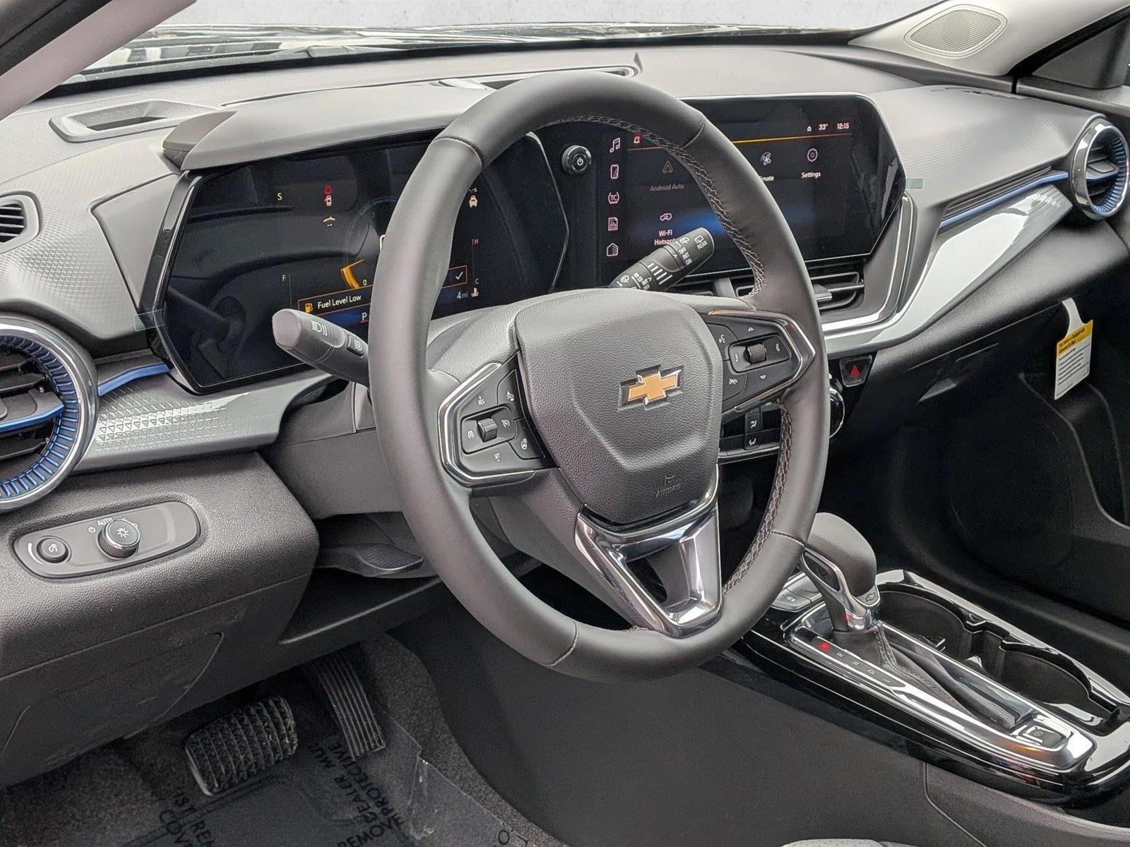Thumbnail: 2026 Chevrolet Trax - 3