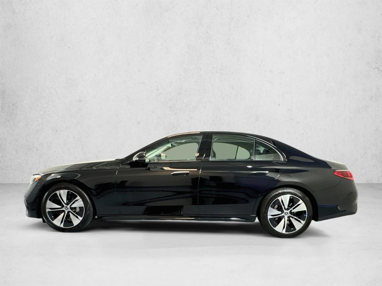 Thumbnail: 2026 Mercedes-Benz E-Class - 3