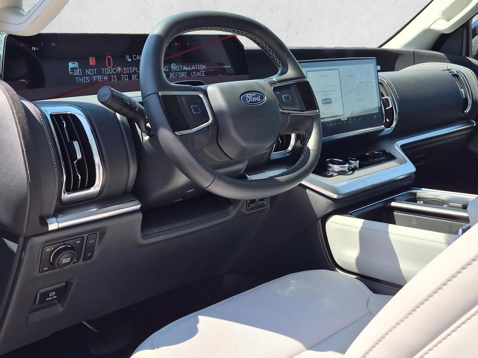 Thumbnail: 2026 Ford Expedition - 3