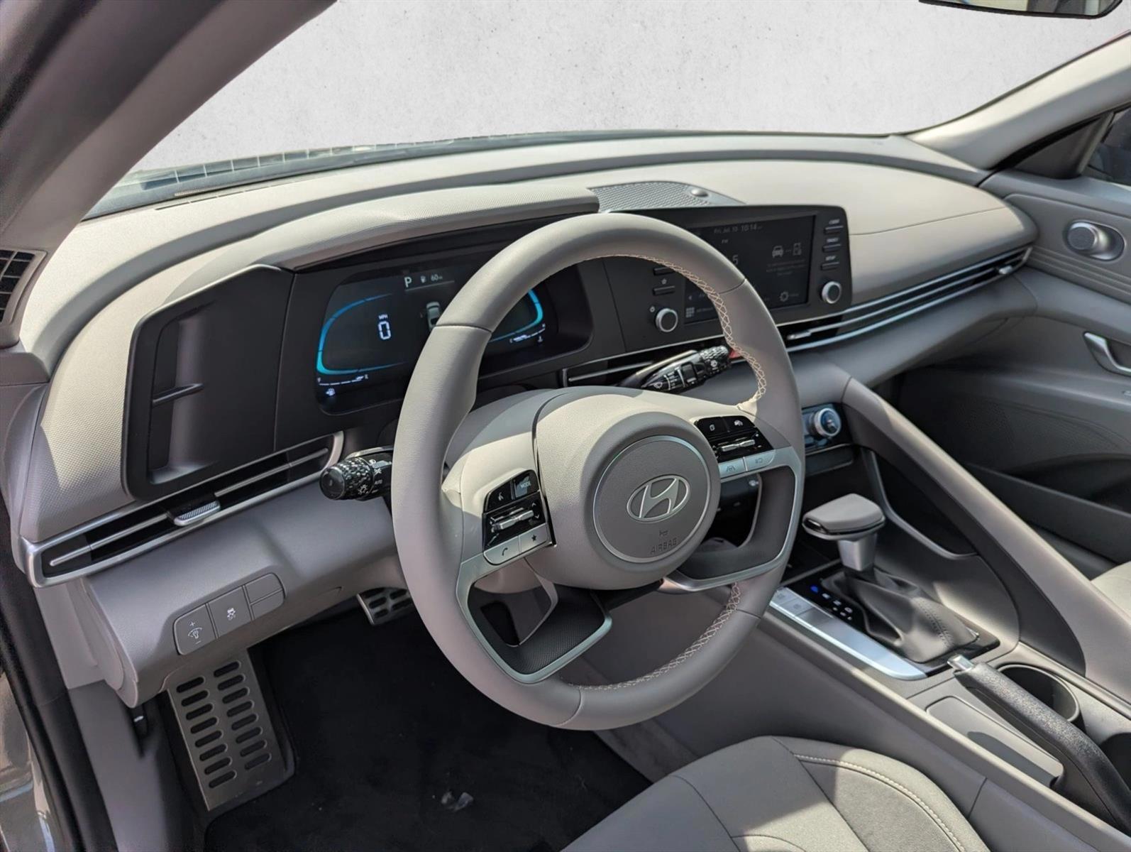 Thumbnail: 2026 Hyundai Elantra - 3