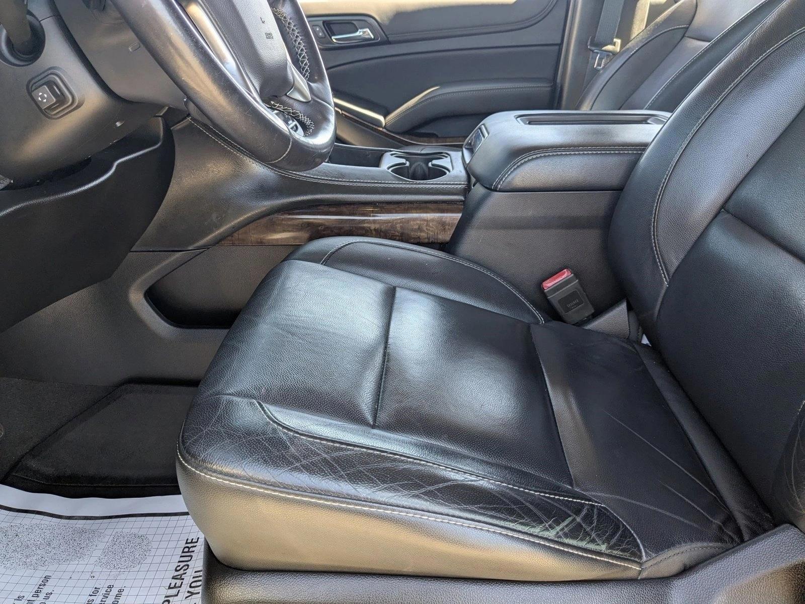Thumbnail: 2019 Chevrolet Tahoe - 5