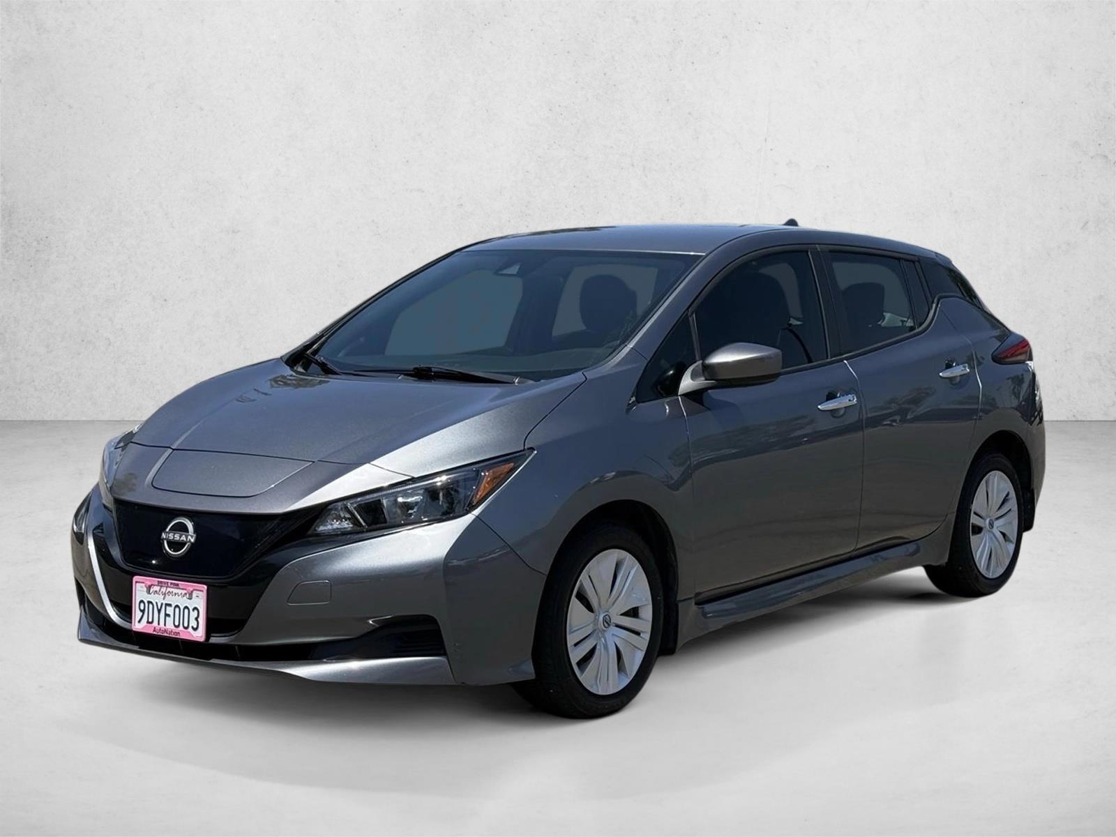Thumbnail: 2023 Nissan Leaf - 1