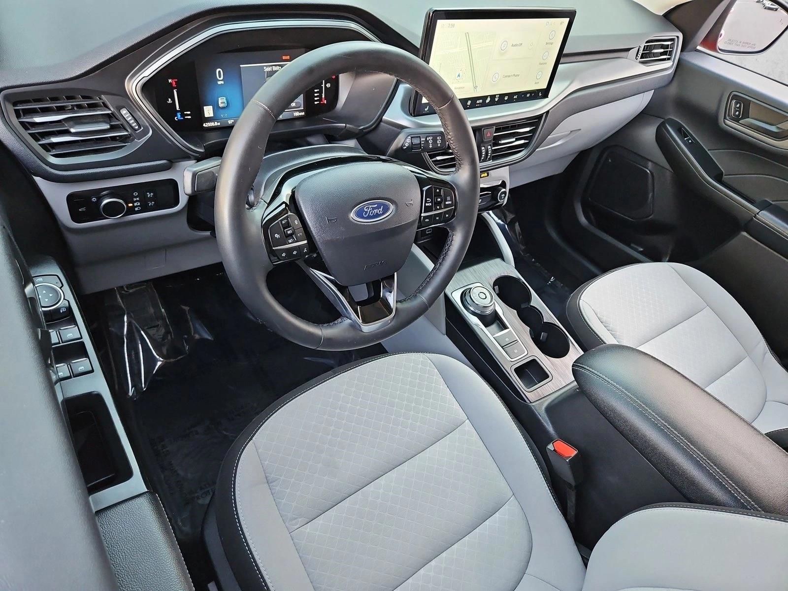 Thumbnail: 2024 Ford Escape - 3