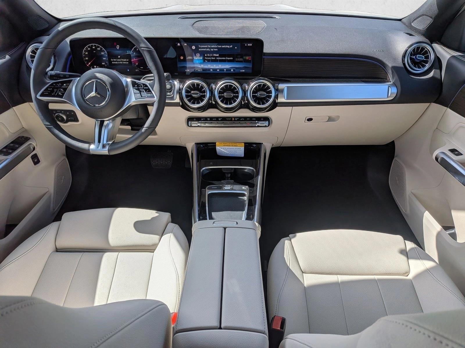 Thumbnail: 2026 Mercedes-Benz GLB - 4