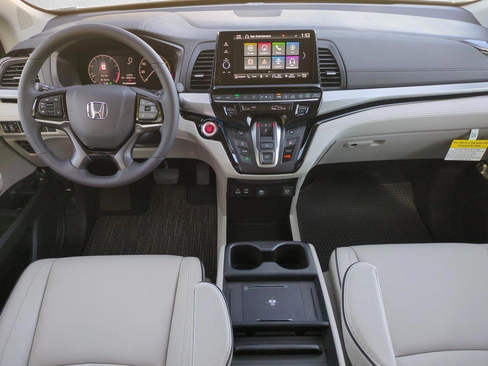 Thumbnail: 2026 Honda Odyssey - 3