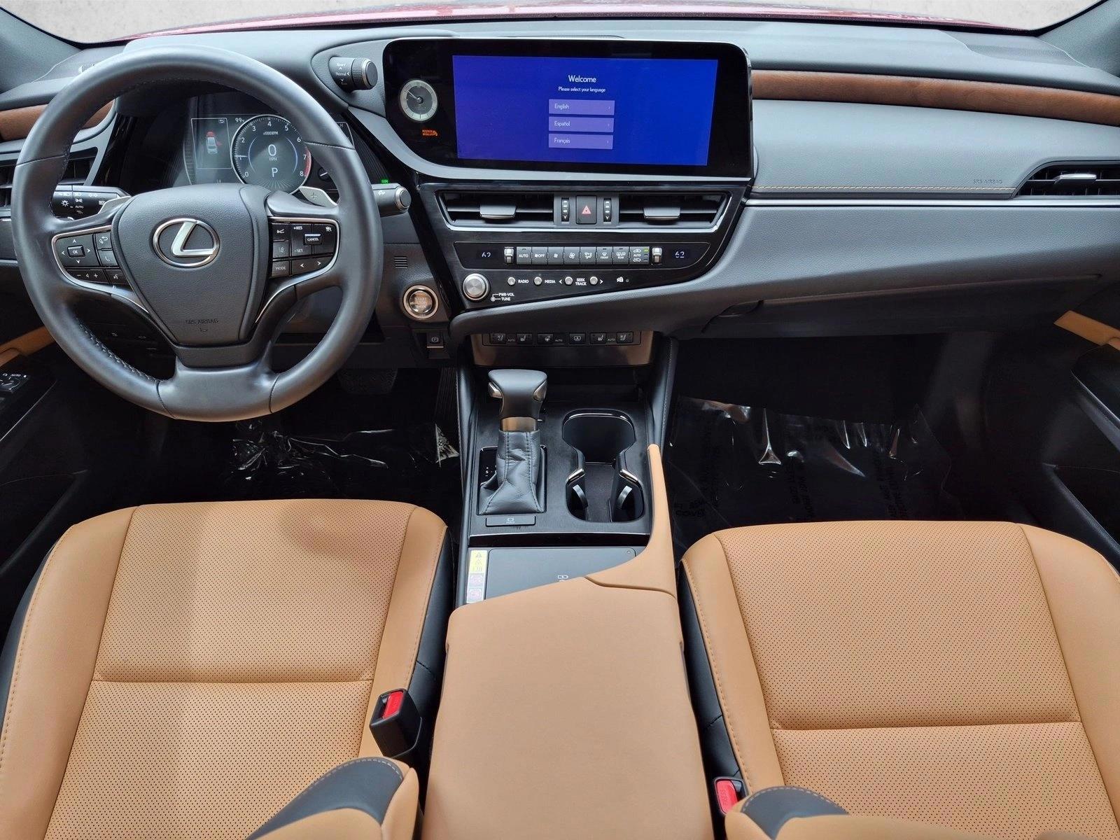 Thumbnail: 2025 Lexus ES - 3