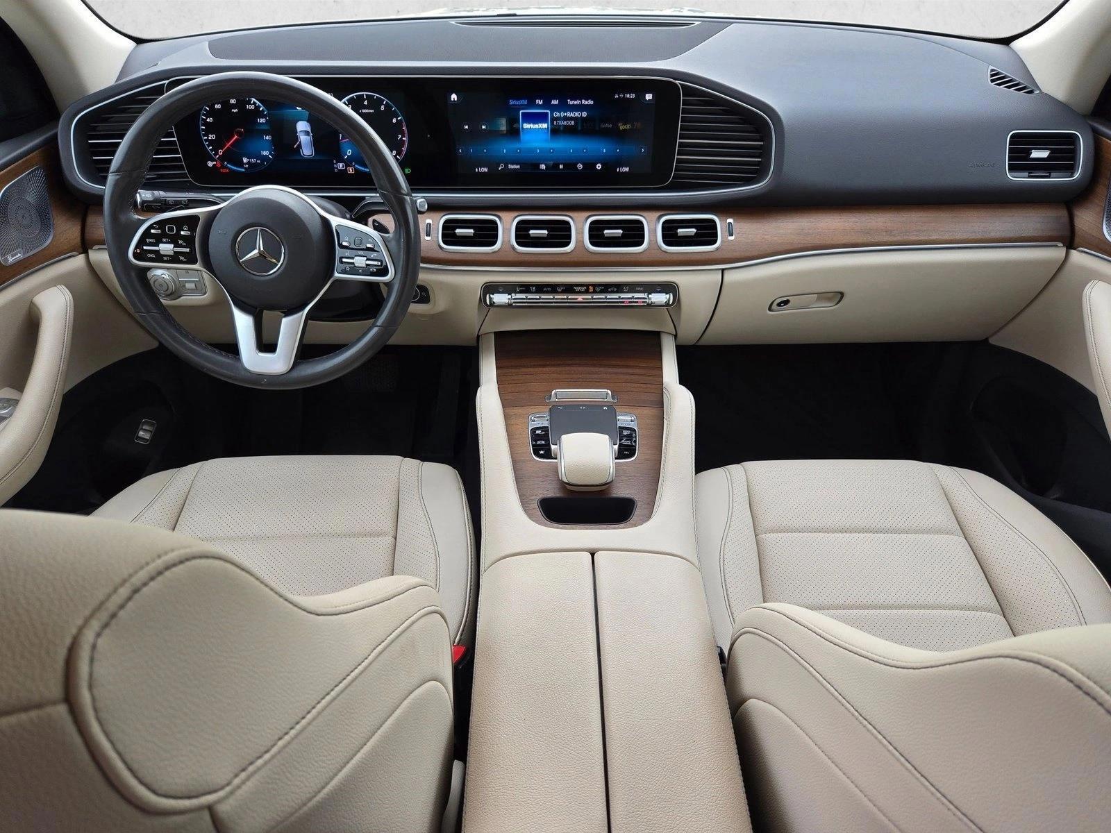 Thumbnail: 2020 Mercedes-Benz GLE - 3