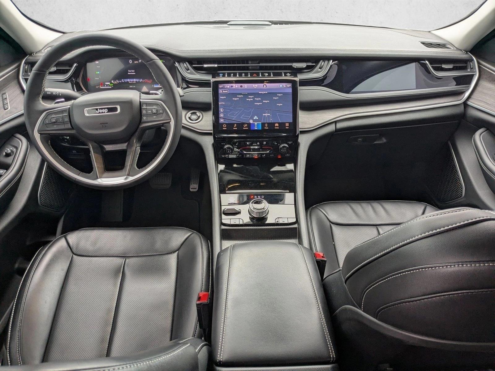 Thumbnail: 2024 Jeep Grand Cherokee - 3
