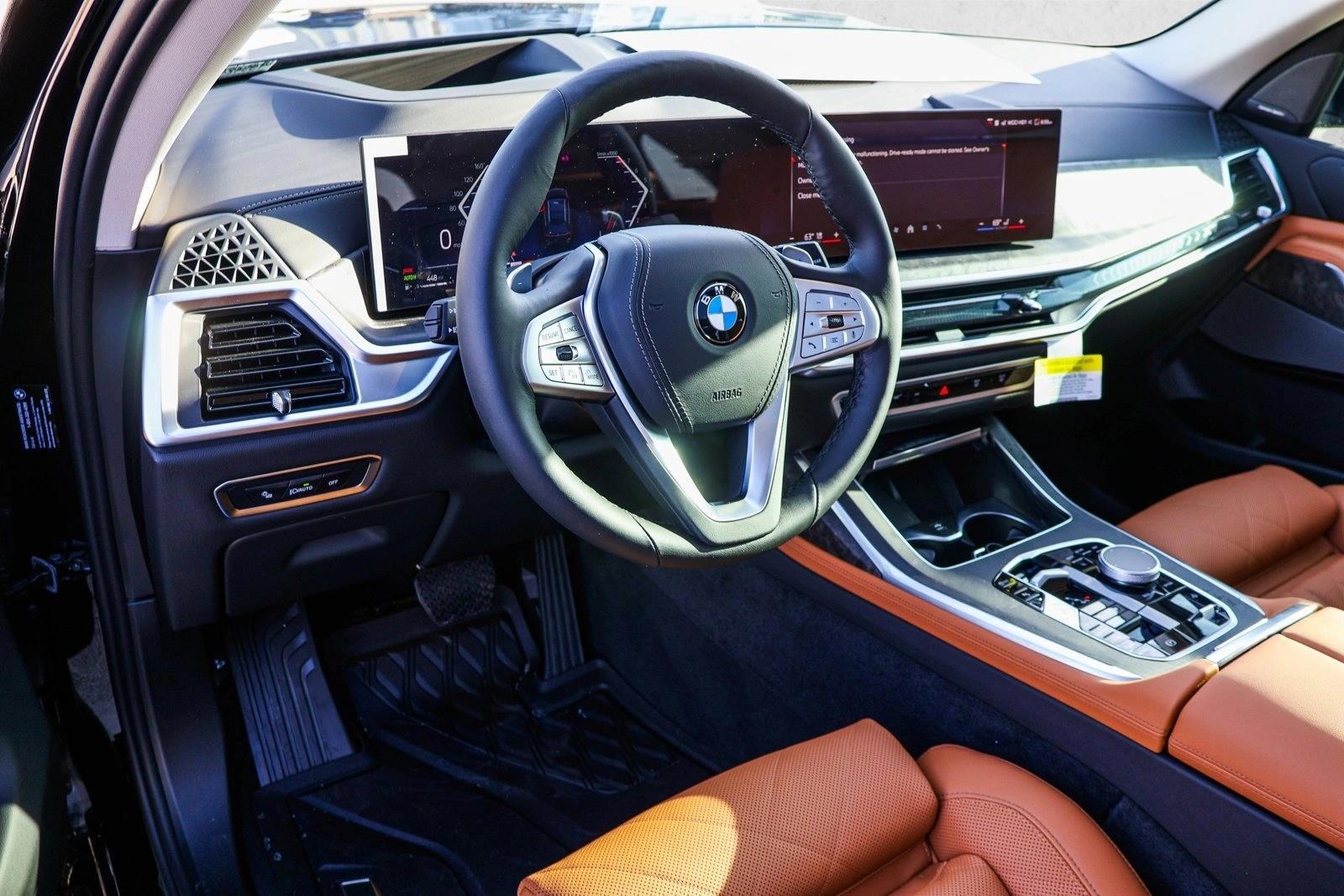 Thumbnail: 2026 BMW X7 - 3