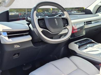 2026 Lincoln Navigator