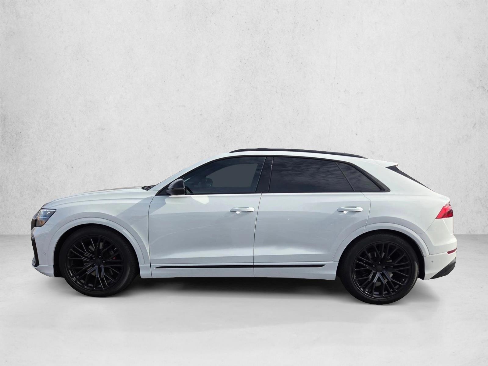 Thumbnail: 2026 Audi SQ8 - 2