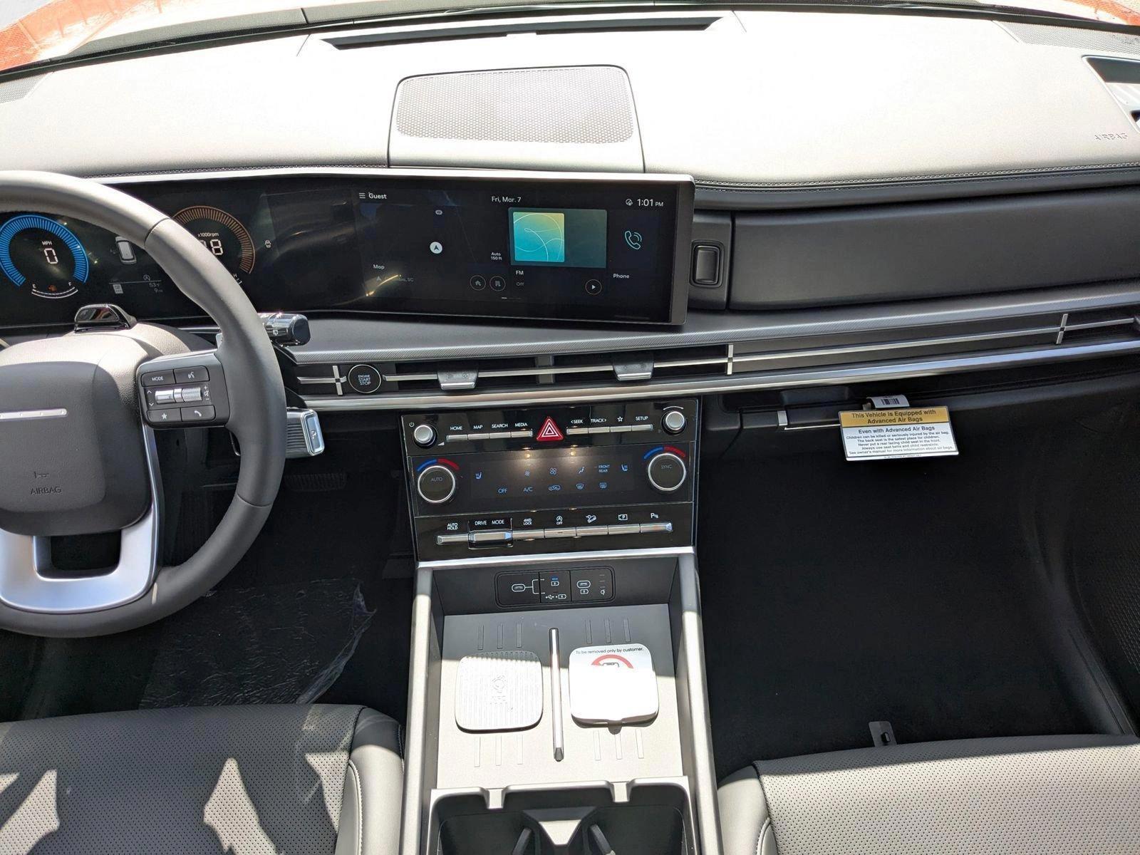 Thumbnail: 2025 Hyundai Santa Fe - 3