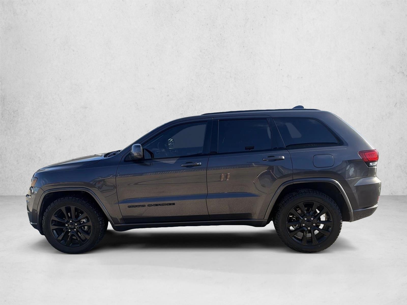 Thumbnail: 2018 Jeep Grand Cherokee - 2